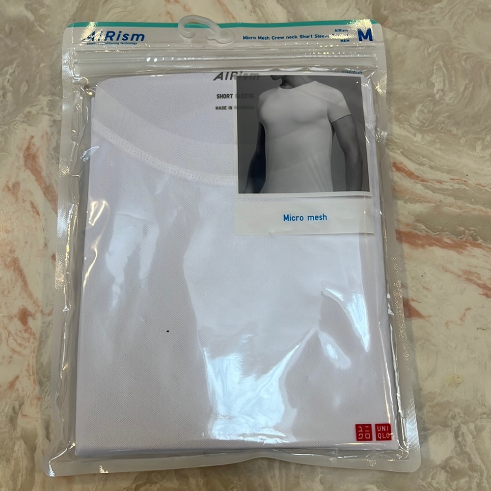 Mens white tshirt